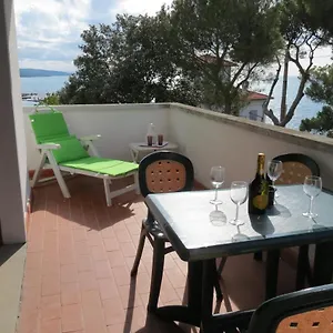 Bellavista Beachfront Apartment